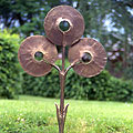Blumenkreuz aus Bronze